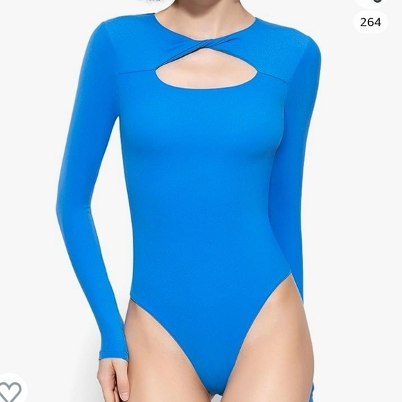 NWT set of 2 Pumiey long sleeve twist keyhole thong bodysuits - Picture 3 of 8